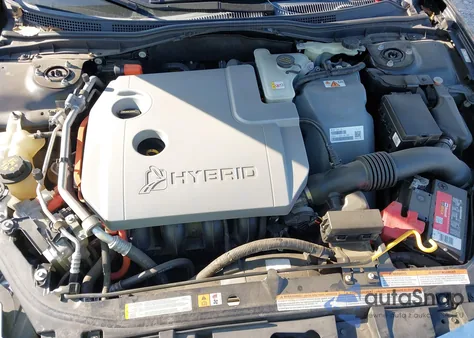 2010 Ford Fusion Hybrid z USA, uszkodzony, nr VIN 3FADP0L3XAR349189